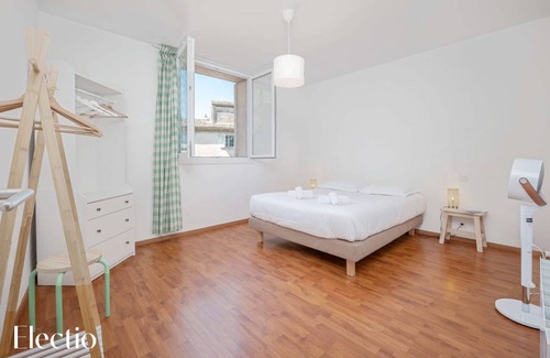 Lourmarin House | 110 m² House ∙ 2 bedrooms ∙ 4 guests