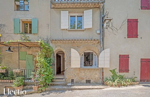 Lourmarin House | 110 m² House ∙ 2 bedrooms ∙ 4 guests