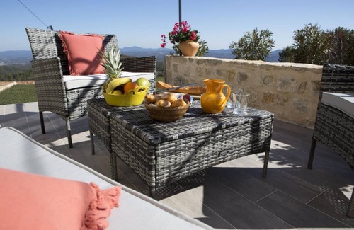 Seillans House | 110 m² House ∙ 3 bedrooms ∙ 6 guests