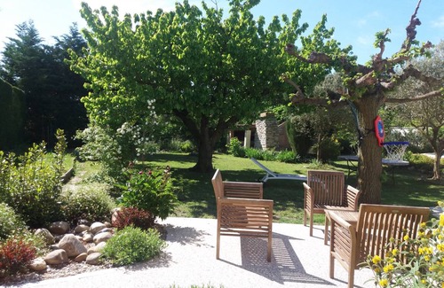 Velleron House | 120 m² House ∙ 3 bedrooms ∙ 8 guests