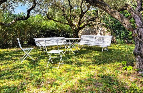 Sernhac House | 120 m² House ∙ 3 bedrooms ∙ 8 guests