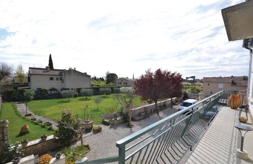 Caromb House | 120 m² Maisonette ∙ 3 bedrooms ∙ 6 guests