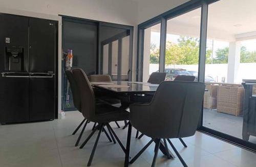 Montfavet Villa | 120 m² Villa ∙ 3 bedrooms ∙ 8 guests