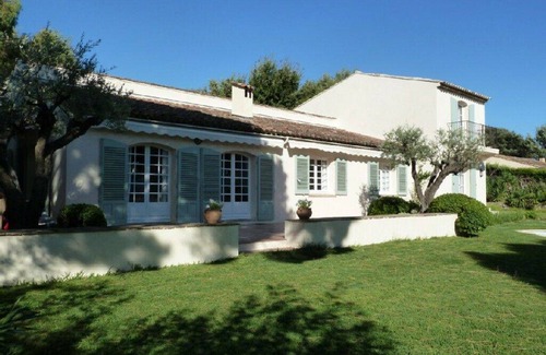 Grimaud Villa | 120 m² Villa ∙ 3 bedrooms ∙ 6 guests