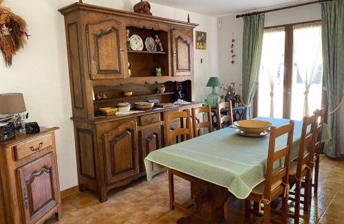 Eguilles Villa | 120 m² Villa ∙ 4 bedrooms ∙ 10 guests