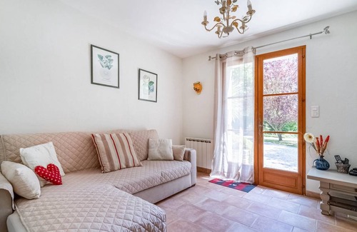Pernes-les-Fontaines House | 124 m² Maisonette ∙ 3 bedrooms ∙ 6 guests