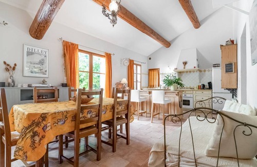 Pernes-les-Fontaines House | 124 m² Maisonette ∙ 3 bedrooms ∙ 6 guests