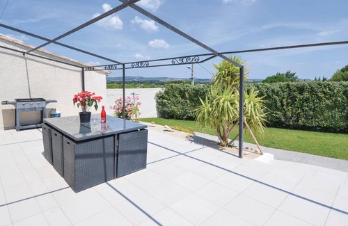 Sernhac House | 127 m² House ∙ 4 bedrooms ∙ 10 guests
