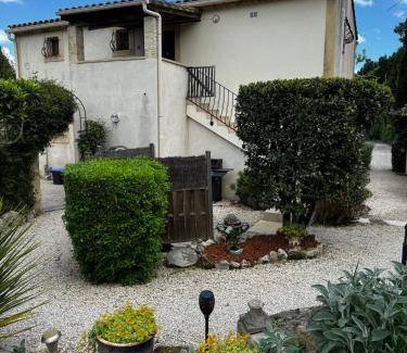 Rognonas Apartment | 130 m² Apartment ∙ 4 bedrooms ∙ 8 guests