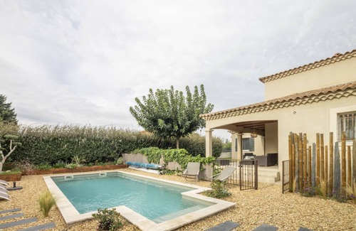 Rognonas Villa | 130 m² Villa ∙ 3 bedrooms ∙ 6 guests