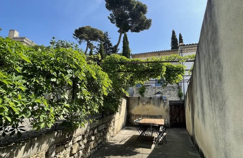 Montfrin House | 133 m² House ∙ 6 bedrooms ∙ 16 guests