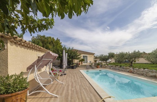 Noves Villa | 135 m² Villa ∙ 3 bedrooms ∙ 6 guests