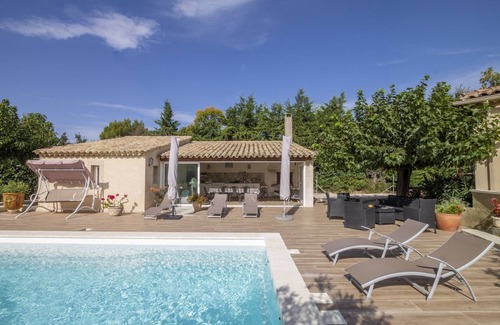 Noves Villa | 135 m² Villa ∙ 3 bedrooms ∙ 6 guests