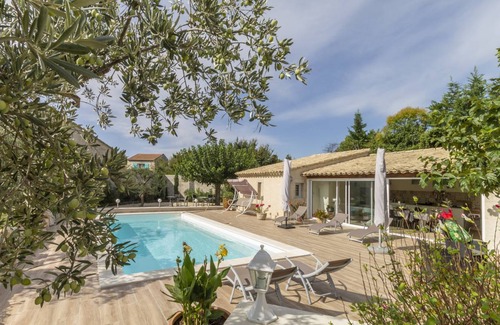 Noves Villa | 135 m² Villa ∙ 3 bedrooms ∙ 6 guests