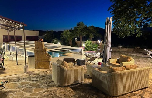 Les Mees House | 140 m² Gîte ∙ 3 bedrooms ∙ 7 guests