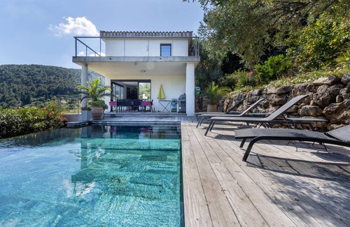 La Valette-du-Var House | 144 m² House ∙ 3 bedrooms ∙ 6 guests