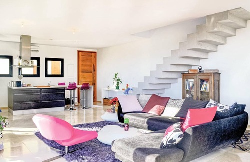 La Valette-du-Var House | 144 m² House ∙ 3 bedrooms ∙ 6 guests