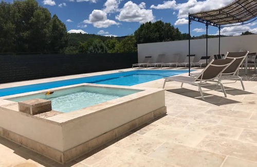 Allemagne-en-Provence House | 147 m² House ∙ 4 bedrooms ∙ 10 guests