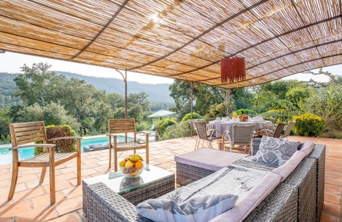 La Mole Other | 150 m² Accommodation ∙ 4 bedrooms ∙ 9 guests