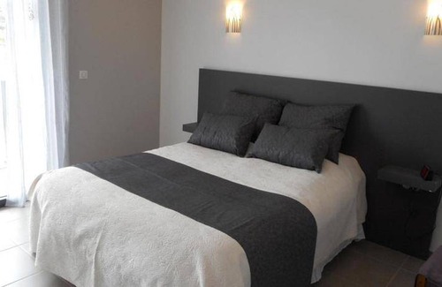 Miramar House | 150 m² House ∙ 4 bedrooms ∙ 10 guests