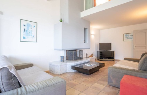 La Madrague House | 150 m² House ∙ 5 bedrooms ∙ 10 guests