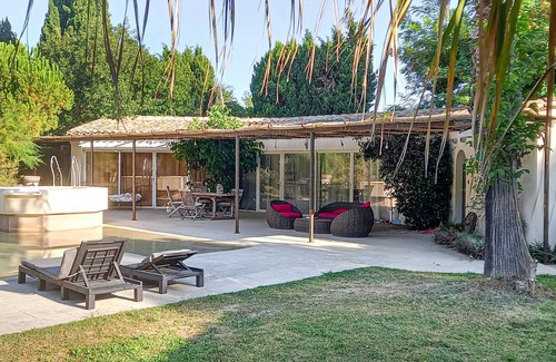 Aramon House | 150 m² House ∙ 2 bedrooms ∙ 4 guests
