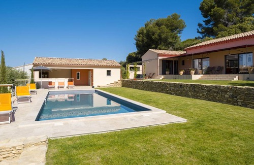 Beaumes-de-Venise Villa | 154 m² Villa ∙ 4 bedrooms ∙ 8 guests