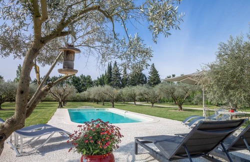 Tarascon Villa | 154 m² Villa ∙ 3 bedrooms ∙ 6 guests