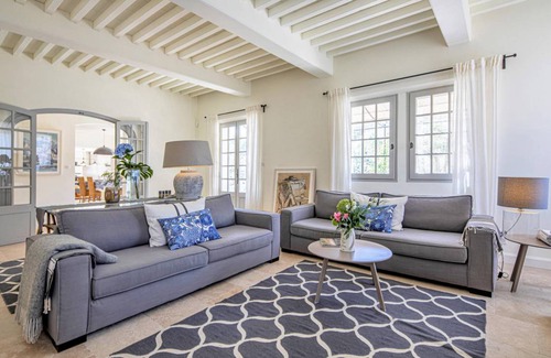 St.-Remy-de-Provence House | 155 m² House ∙ 3 bedrooms ∙ 6 guests