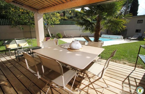 Buis-les-Baronnies House | 160 m² Gîte ∙ 3 bedrooms ∙ 6 guests