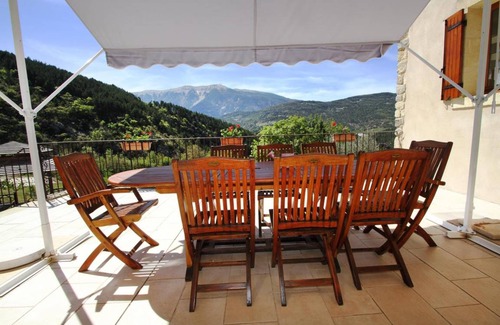 Plaisians House | 170 m² Gîte ∙ 4 bedrooms ∙ 8 guests