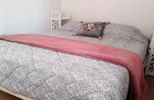 Paluds de Noves Ski Chalet | 18 m² Chalet ∙ 1 bedroom ∙ 2 guests