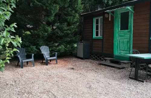 Paluds de Noves Ski Chalet | 18 m² Chalet ∙ 1 bedroom ∙ 2 guests