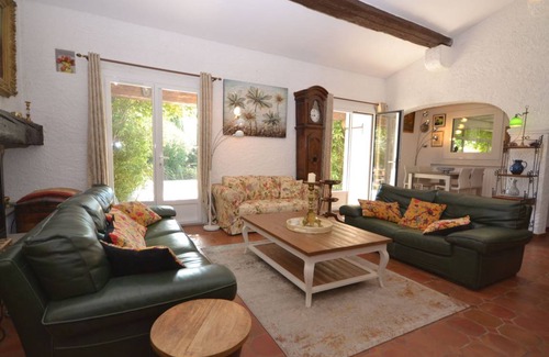 Morieres-les-Avignon Villa | 180 m² Villa ∙ 3 bedrooms ∙ 6 guests