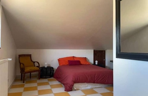 Arles Bed & Breakfast | 1890 shipbuilder’s home 2 mins from the river⚓️