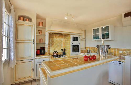 Saint-Cezaire-sur-Siagne Villa | 191 m² Villa ∙ 5 bedrooms ∙ 9 guests