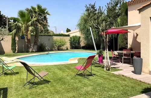 Rognonas House | 190 m² House ∙ 3 bedrooms ∙ 6 guests