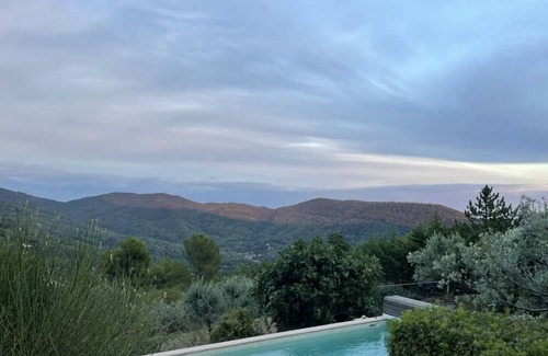 Bargemon House | 191 m² House ∙ 3 bedrooms ∙ 6 guests