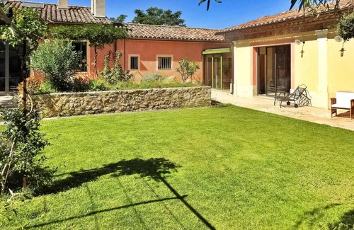 Noves House | 195 m² House ∙ 3 bedrooms ∙ 6 guests