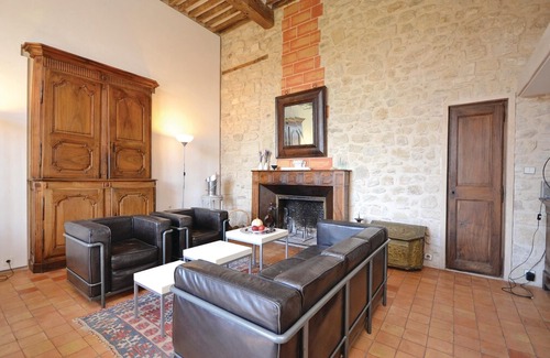 Viens Apartment | 2 bedroom accommodation in Viens
