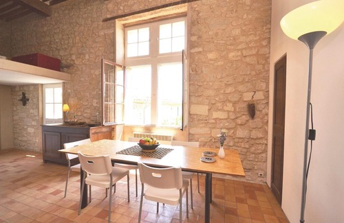 Viens Apartment | 2 bedroom accommodation in Viens