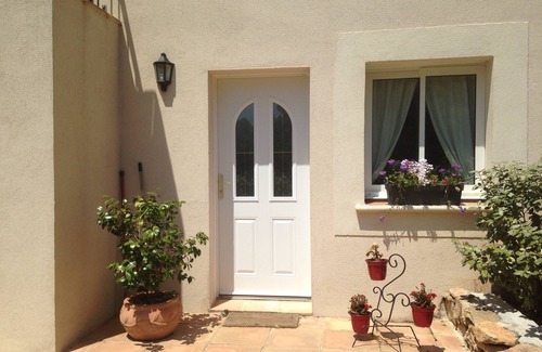Flayosc Apartment | 2 bedroom apartment with pool and partial air conditioning, sleeps 4