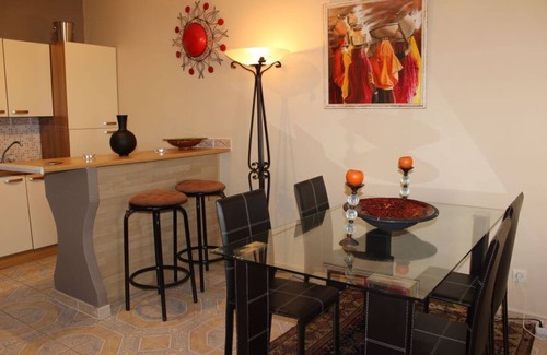 Carpentras House | 2 Gîtes vacation homes Ideal for families or groups of friends 9 to 10 people