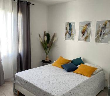 Manosque Bed & Breakfast | 20 m² Bed and breakfast ∙ 2 guests