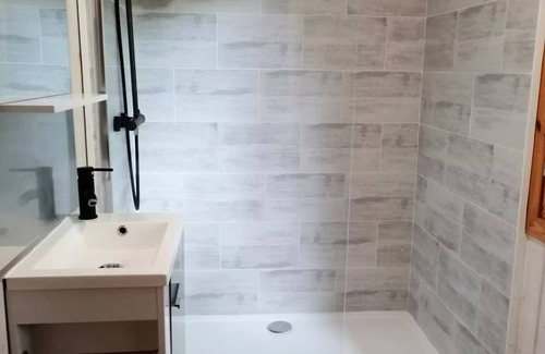 Paluds de Noves Ski Chalet | 20 m² Chalet ∙ 1 bedroom ∙ 2 guests