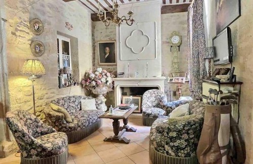 Remoulins Apartment | 200 m² Apartment ∙ 4 bedrooms ∙ 11 guests