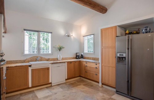 Saumane-de-Vaucluse House | 200 m² House ∙ 4 bedrooms ∙ 8 guests