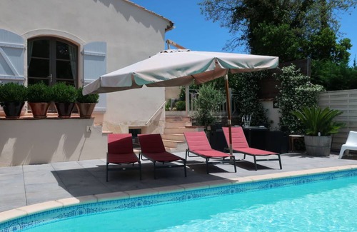 La Mole House | 200 m² House ∙ 3 bedrooms ∙ 6 guests