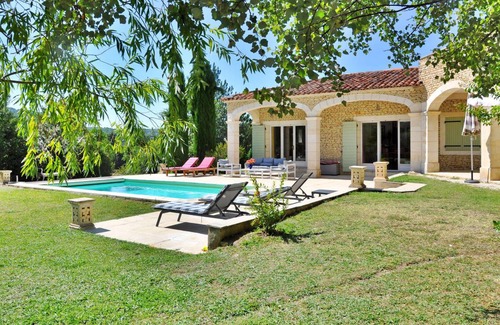 Gordes House | 200 m² House ∙ 4 bedrooms ∙ 10 guests