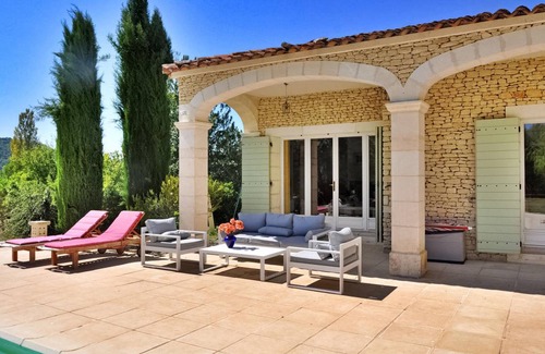 Gordes House | 200 m² House ∙ 4 bedrooms ∙ 10 guests
